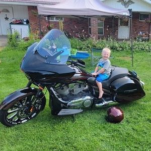 Meet your Posher, Jake